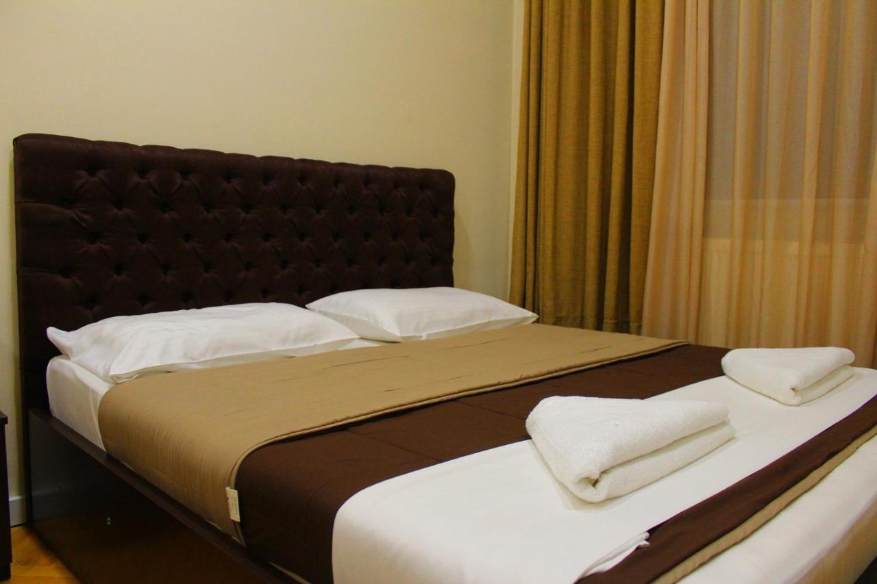 Brok'S Hotel Tbilisi Exterior photo